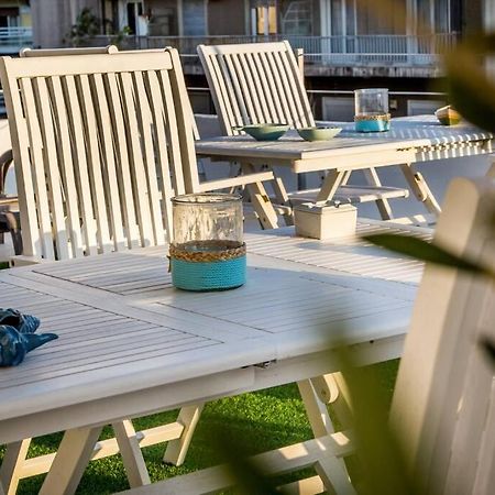 Neoclassical Apartment With 2 Bedrooms In Piraeus Ngoại thất bức ảnh