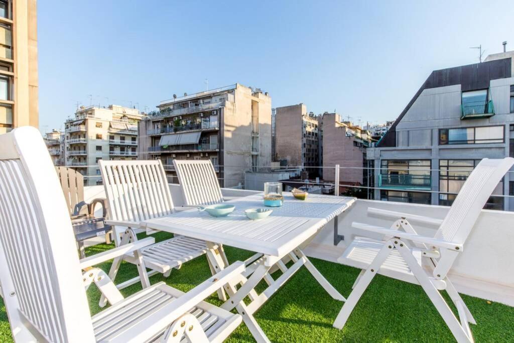 Neoclassical Apartment With 2 Bedrooms In Piraeus Ngoại thất bức ảnh